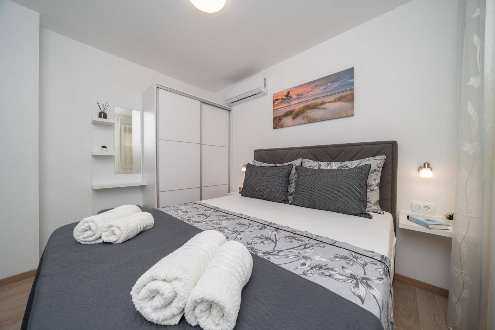 Apartmani Marivo Baska Voda Ngoại thất bức ảnh