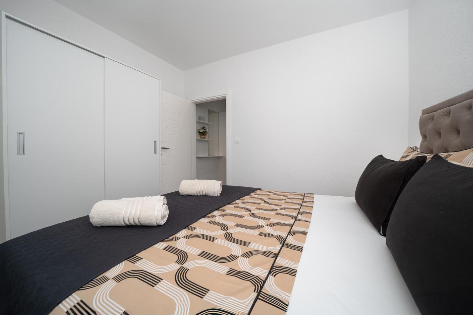 Apartmani Marivo Baska Voda Ngoại thất bức ảnh